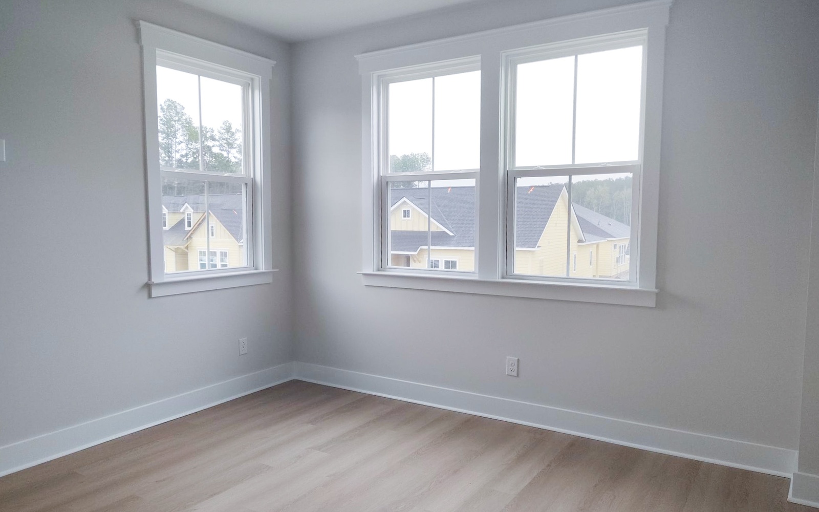 A secondary bathroom in the Preston on homesite 1819 at Nexton.