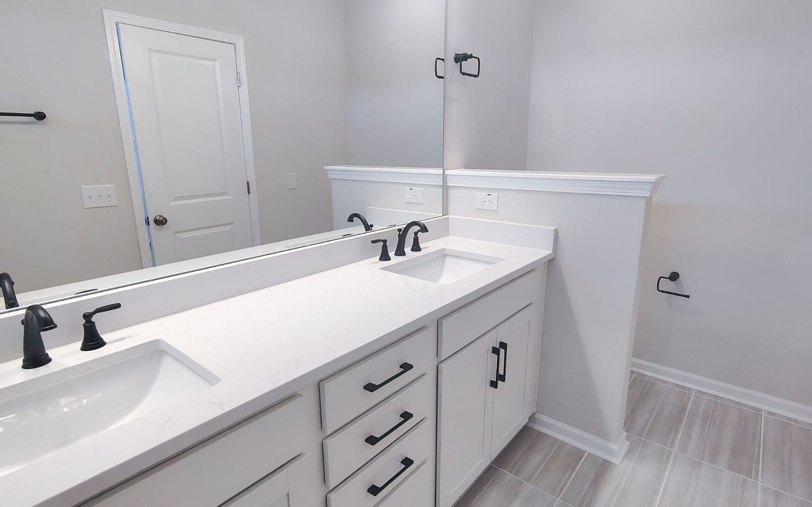 The primary bathroom of the Sage on homesite 223 at Nexton.