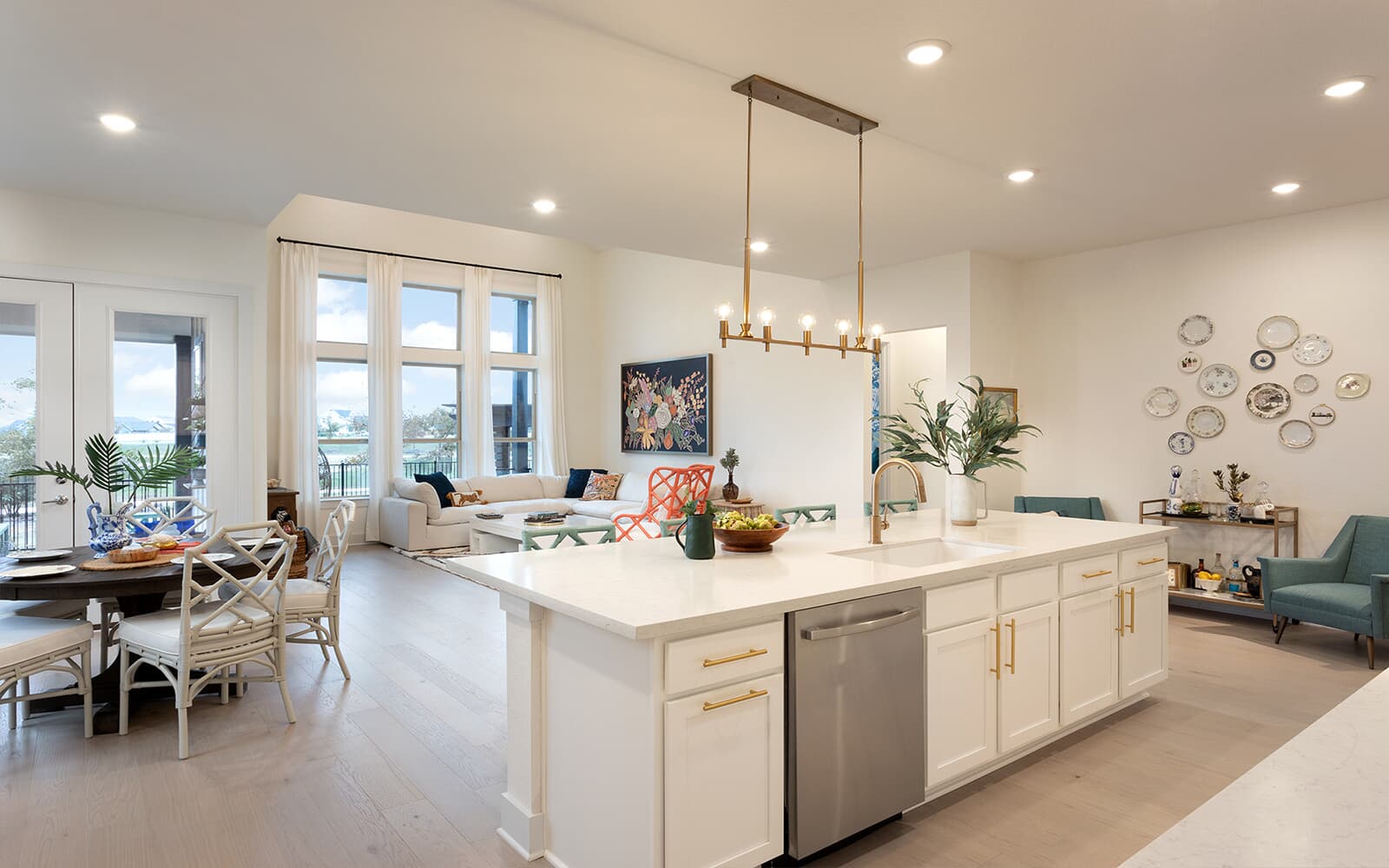 Claremont Living Room Full View 3.2022