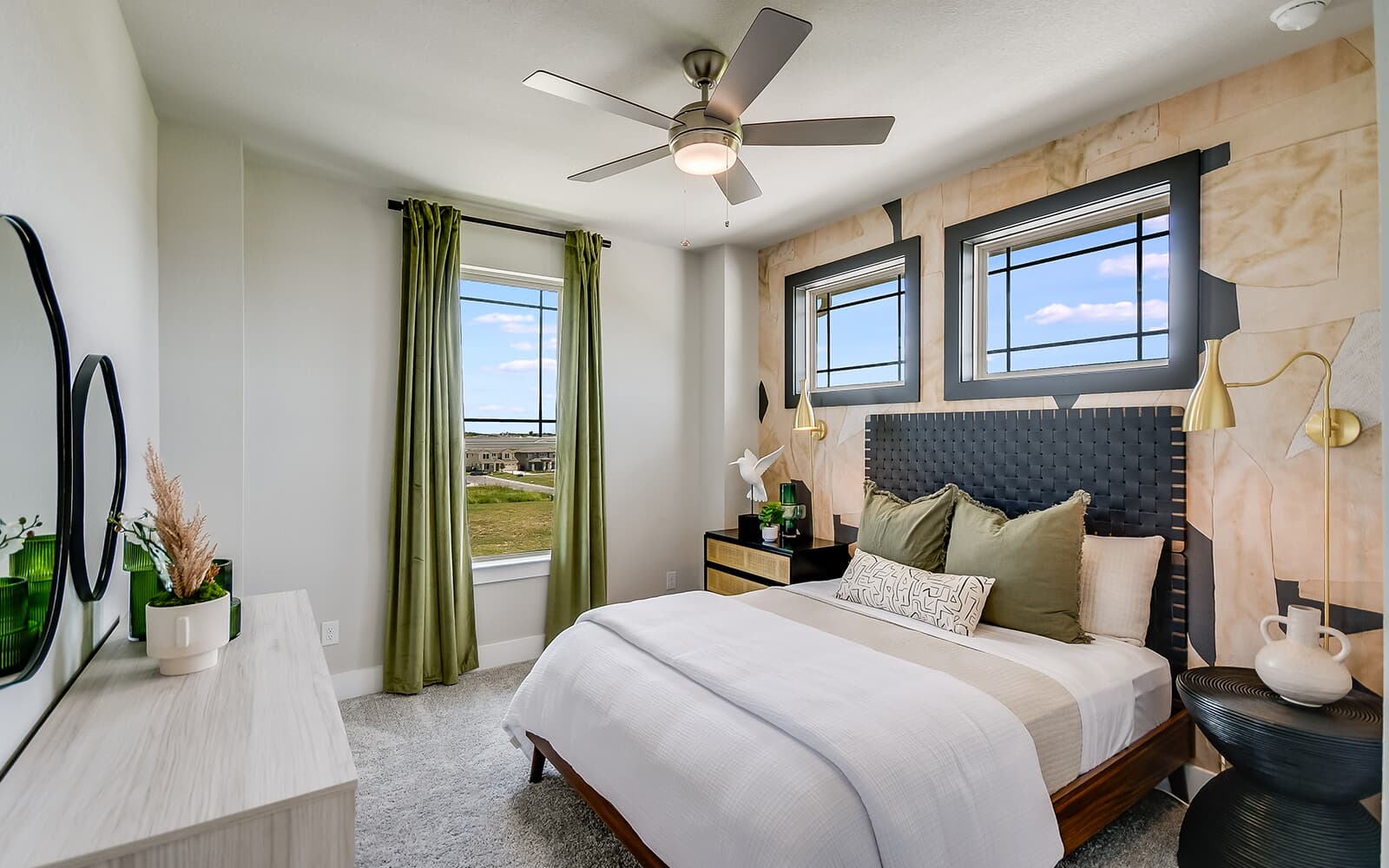 Columbia 2nd Bedroom