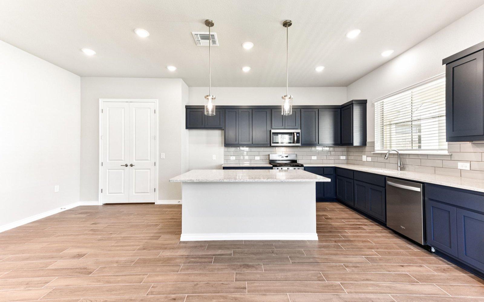 104 Maceo Way Unit 101 Kitchen