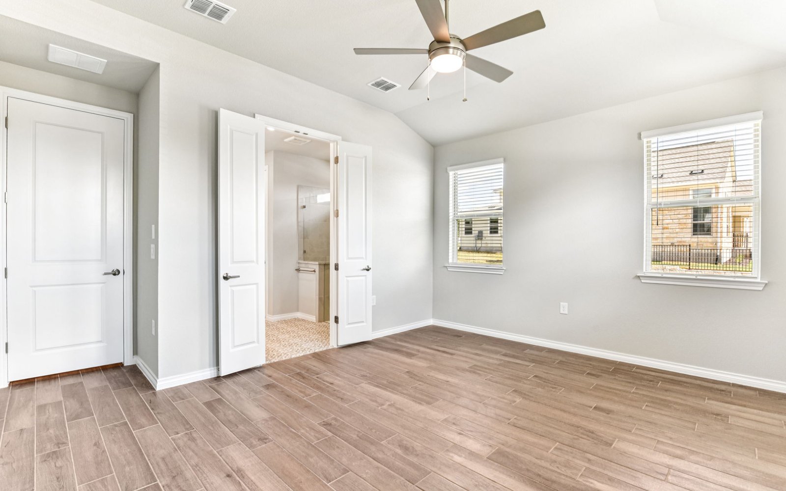 104 Maceo Way Unit 101 Room