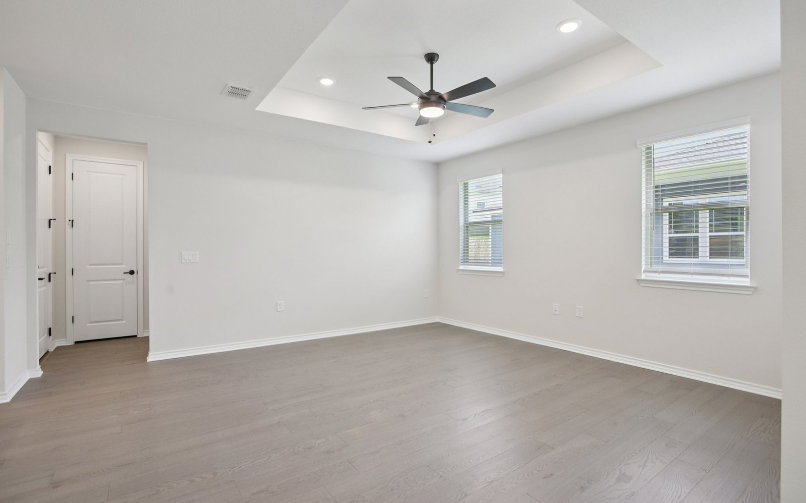 105 Antoinette Way Unit 101 Living Room