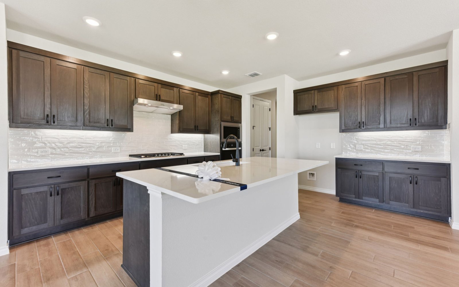 105 Antoinette Unit 102 Kitchen