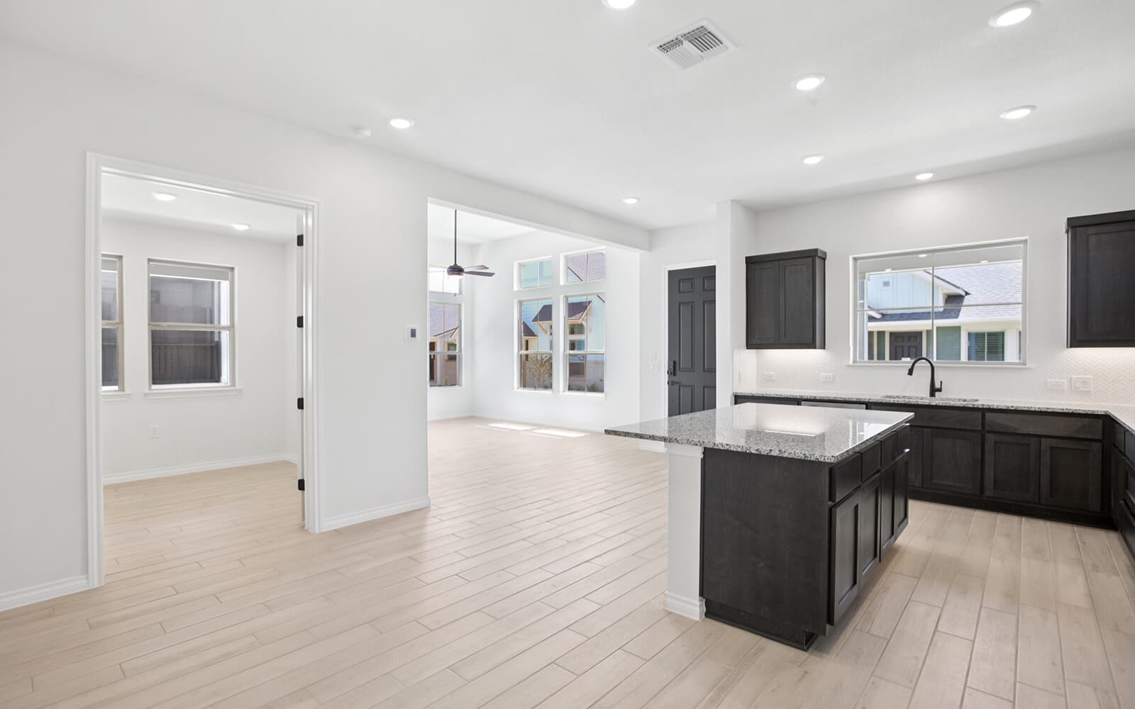 107 San Luis Pass Unit 101 Kitchen