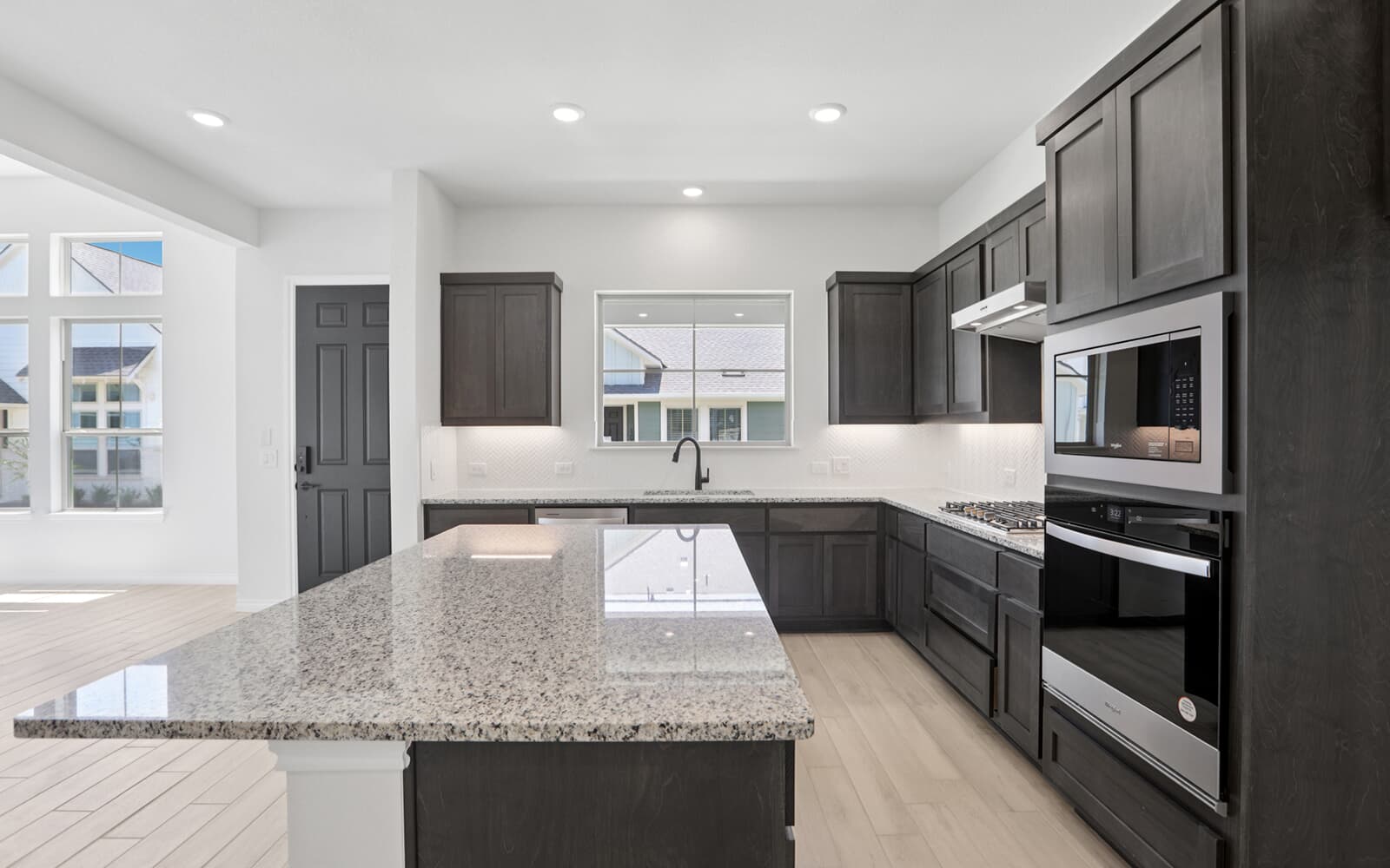 107 San Luis Pass Unit 101 Kitchen