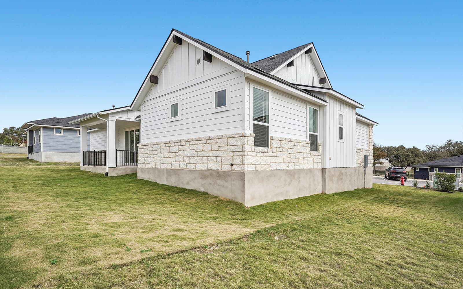 117 Surfside Back Exterior