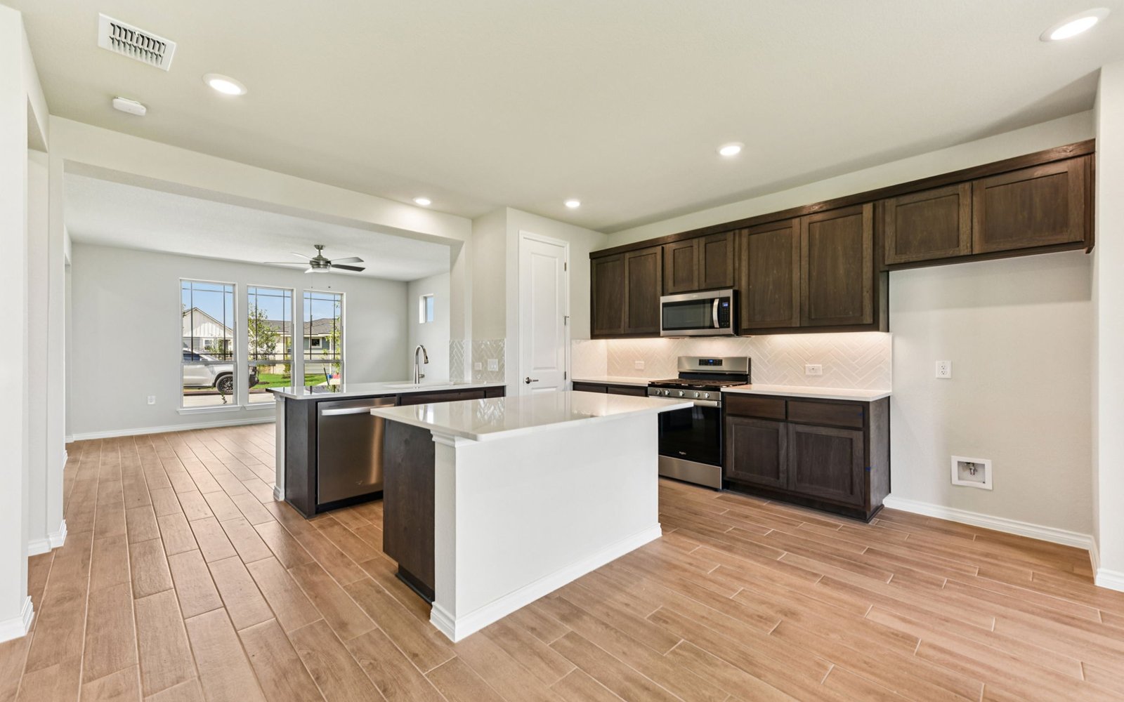 133 Antoinette Way Unit 101 Kitchen