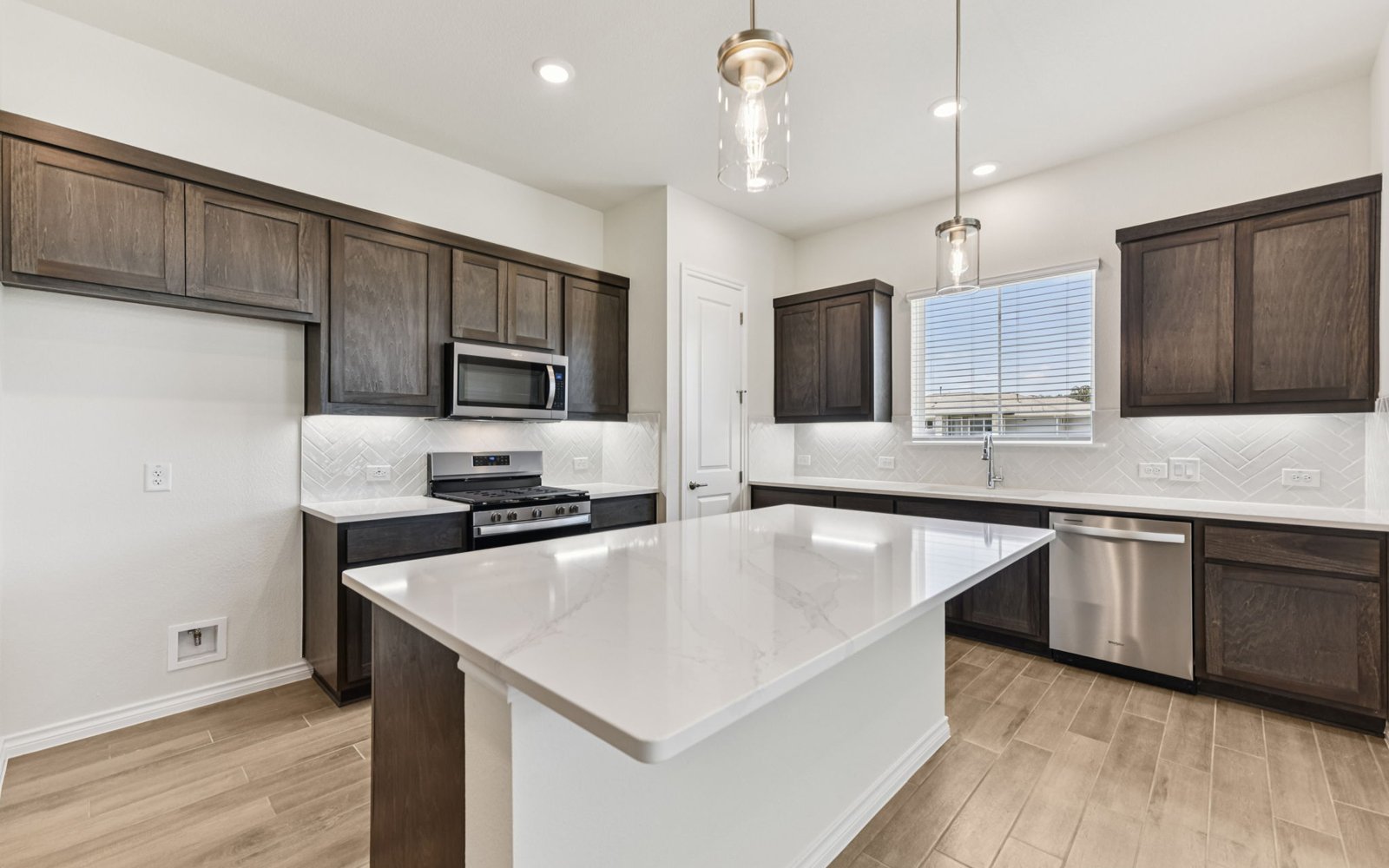 136 Stewart Unit 101 Kitchen