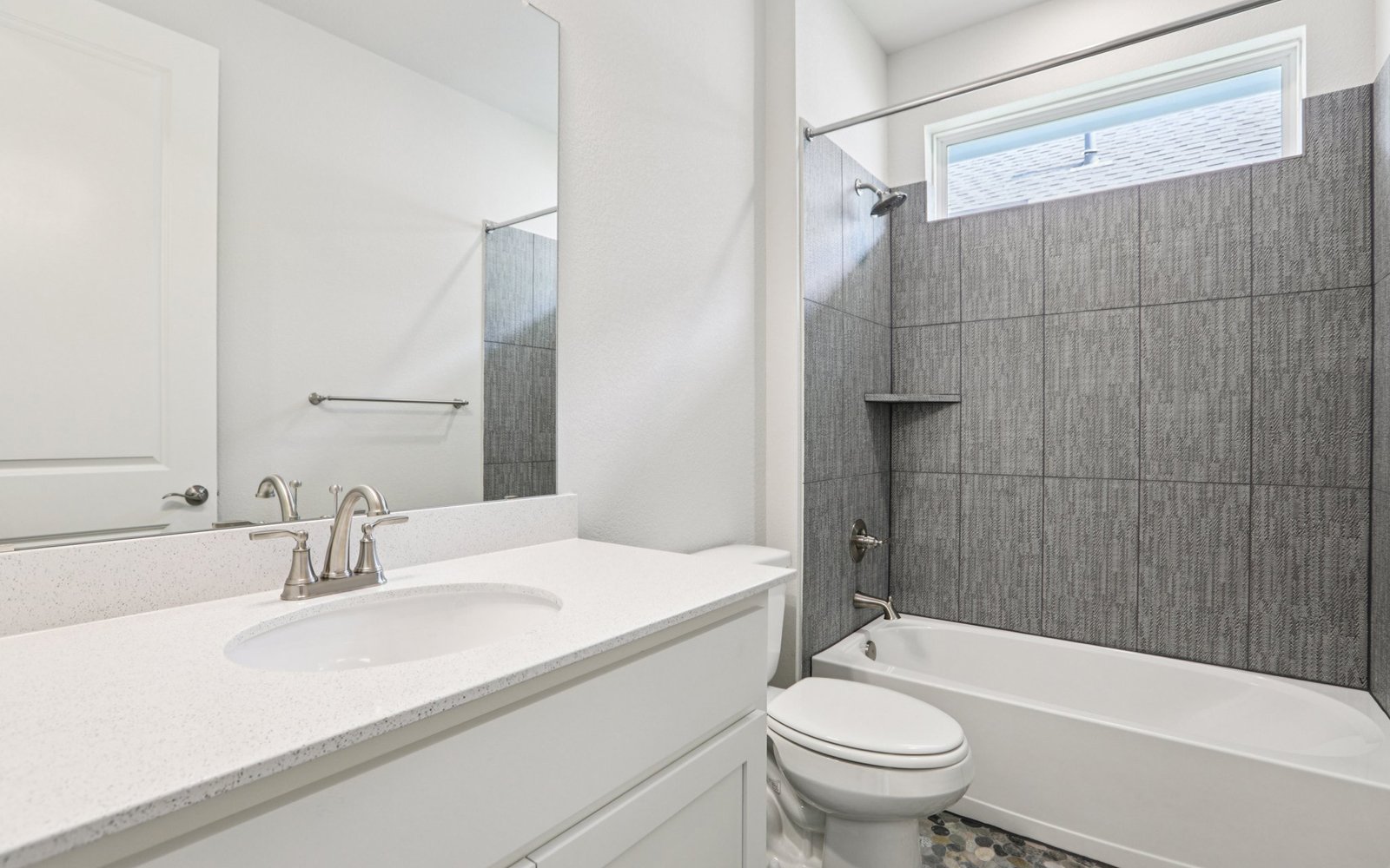 1520 Dancing Oak Lane Bathroom