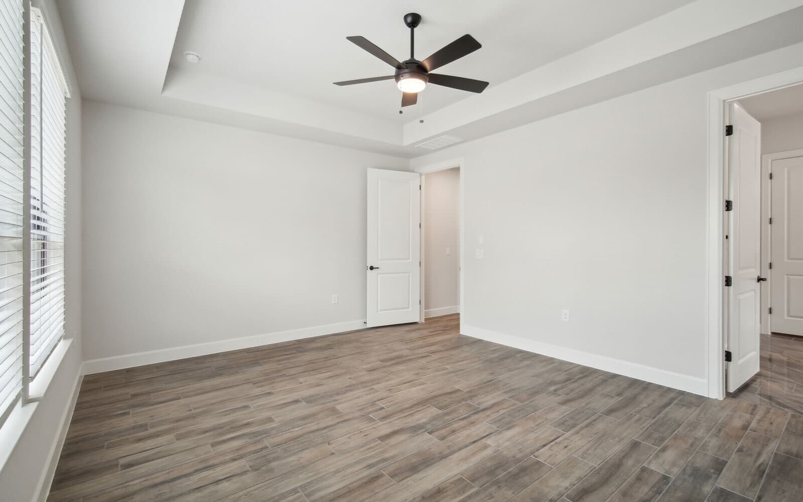 1532 Dancing Oak Room