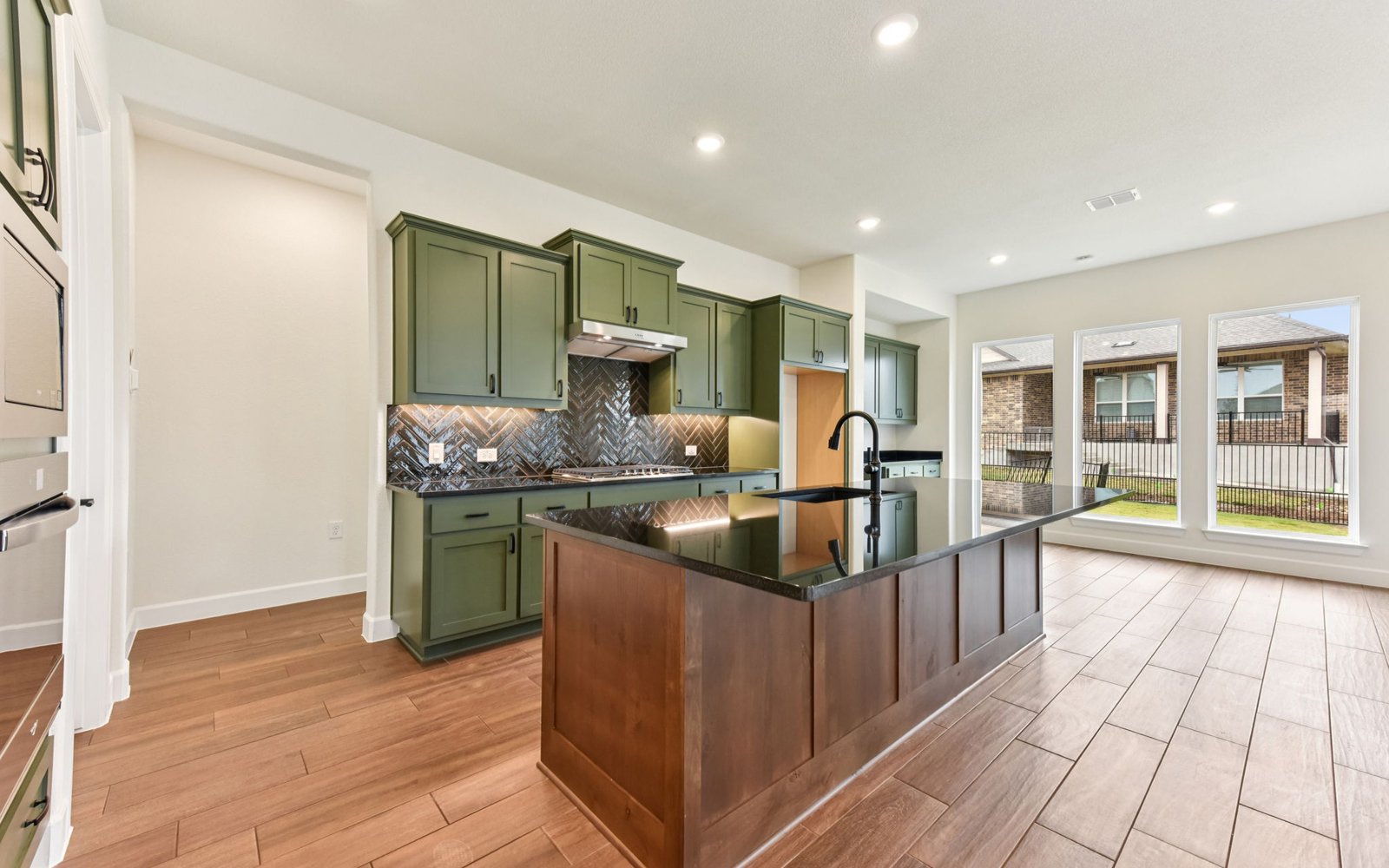 230 Olive Blossom Trail Kitchen