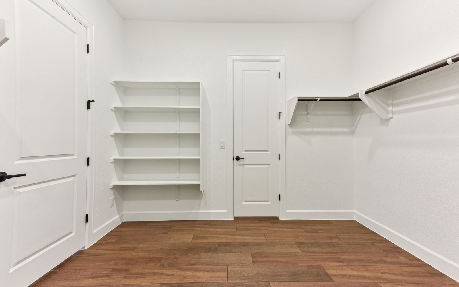 230 Olive Blossom Trail Walk-In Closet
