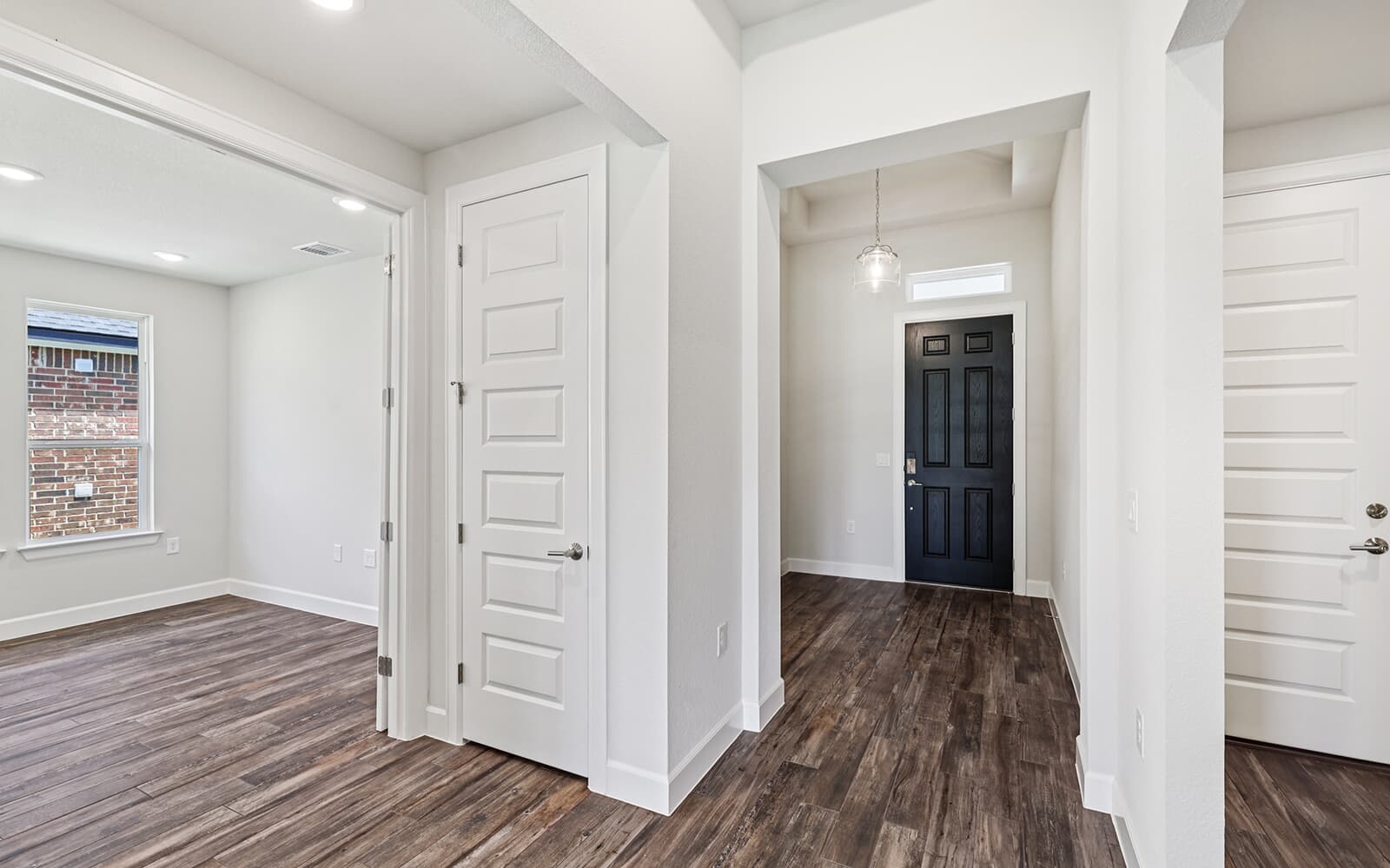 329 Sweeping Sage Lane Hallway