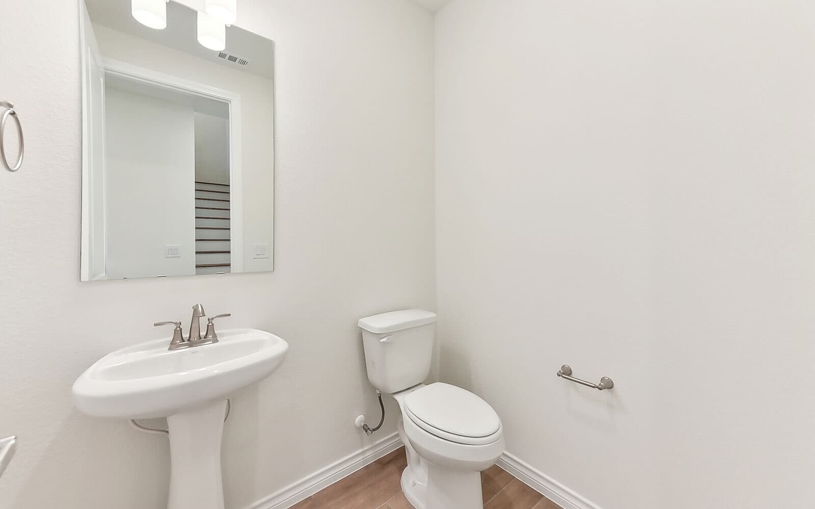 139 Stewart Unit 101 Bathroom