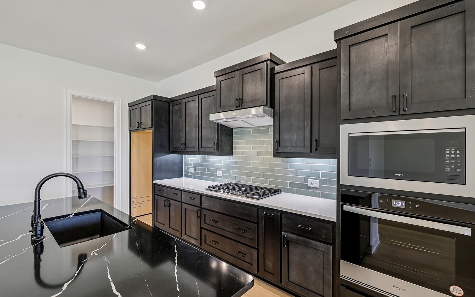 1516 Dancing Oak Lane