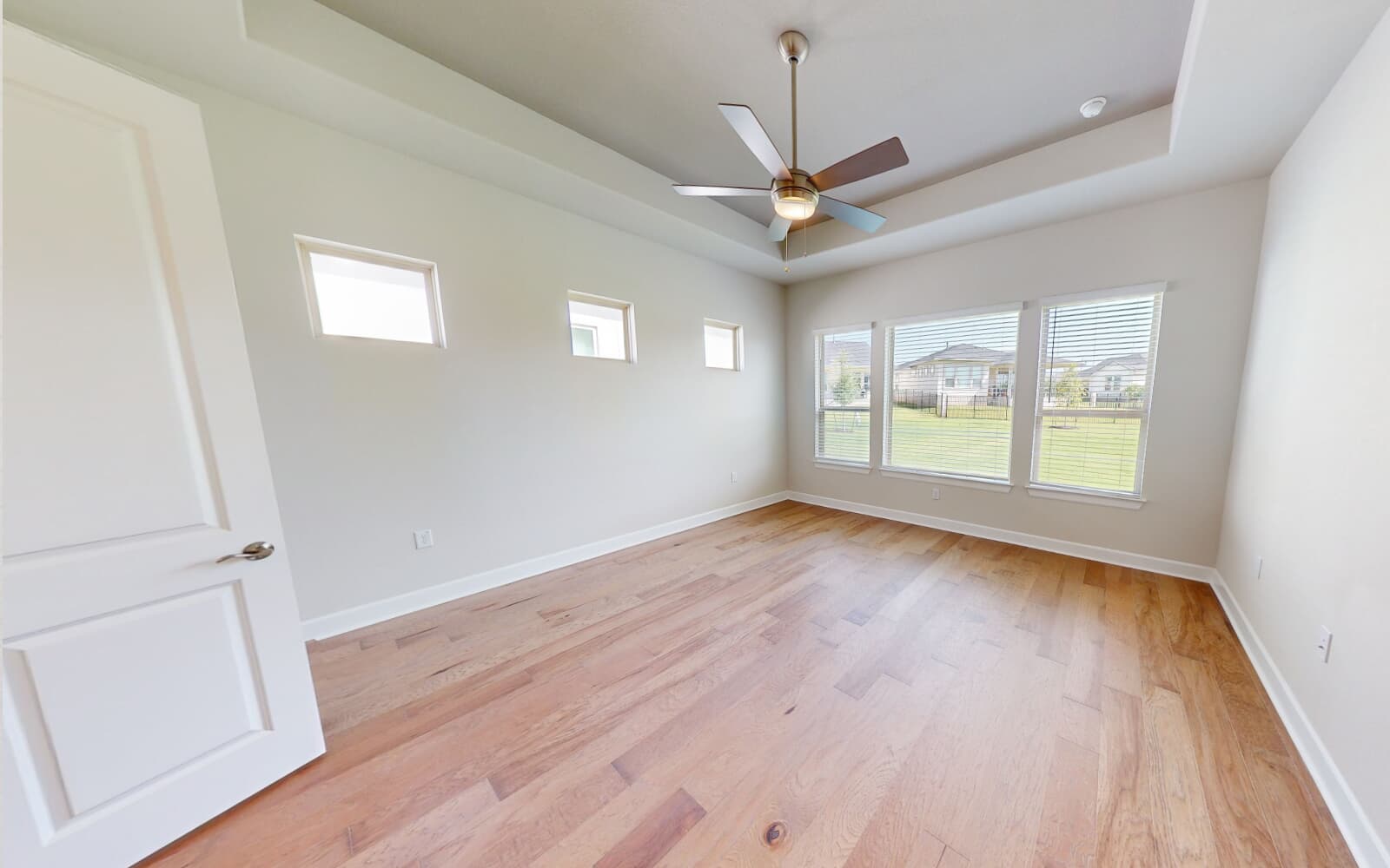 Auburn Primary Bedroom