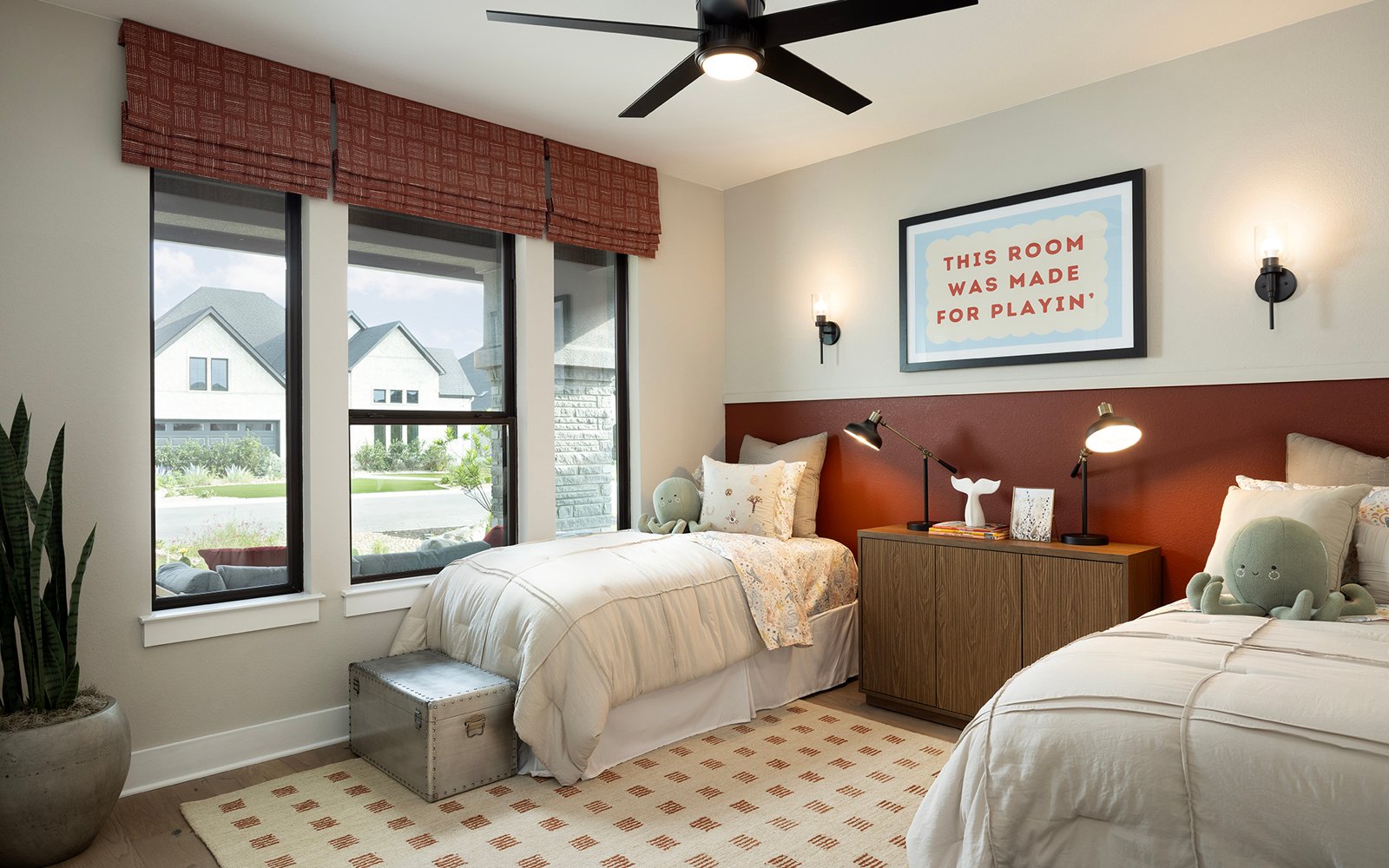 Auburn bedroom
