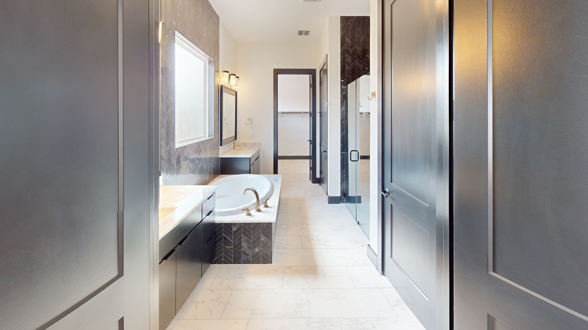 Simmons Matterport Bathroom