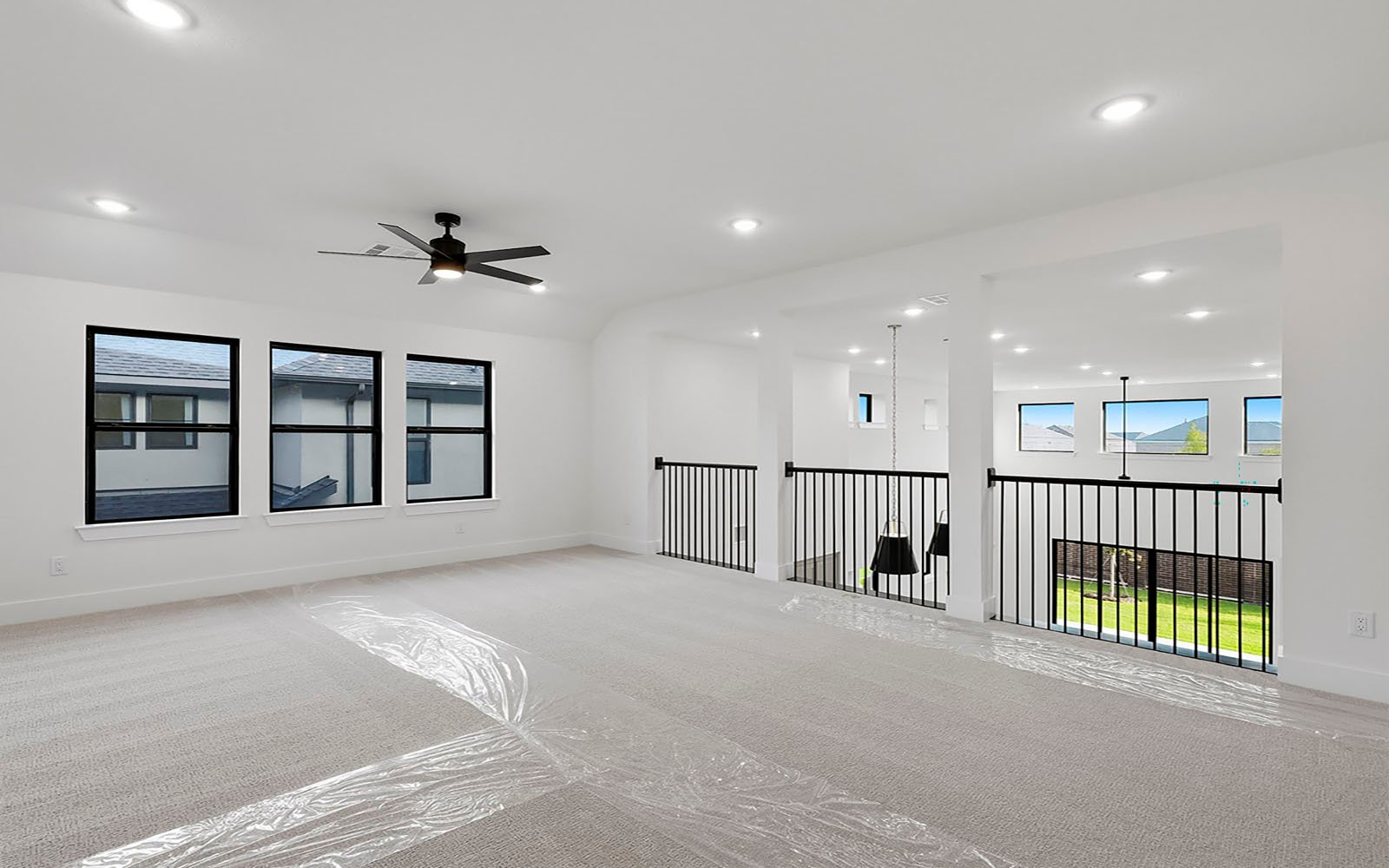 15643 Violet Ln Upstairs