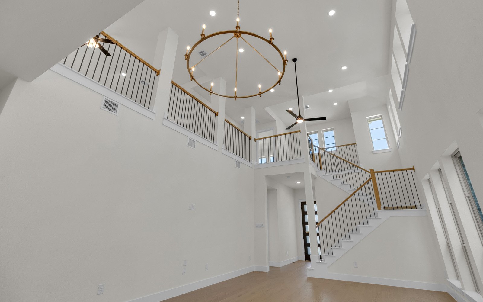 15521 Swallowtail Vaulted Ceilings