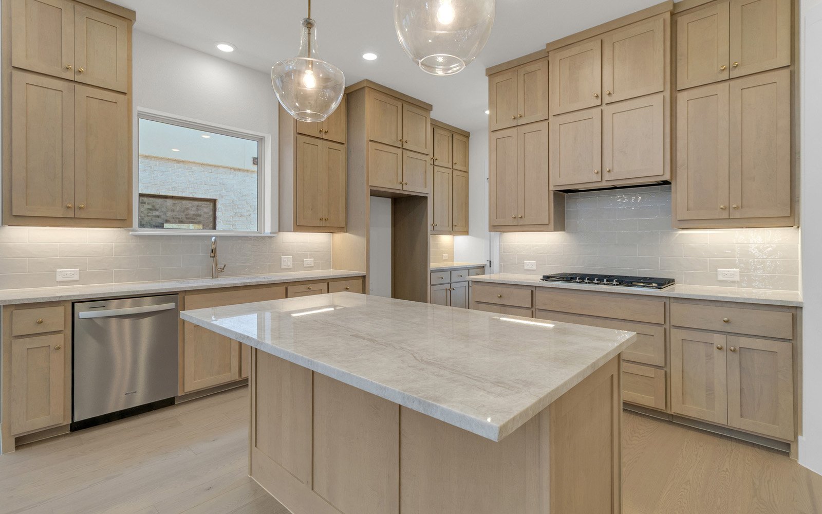 15521 Swallowtail Kitchen