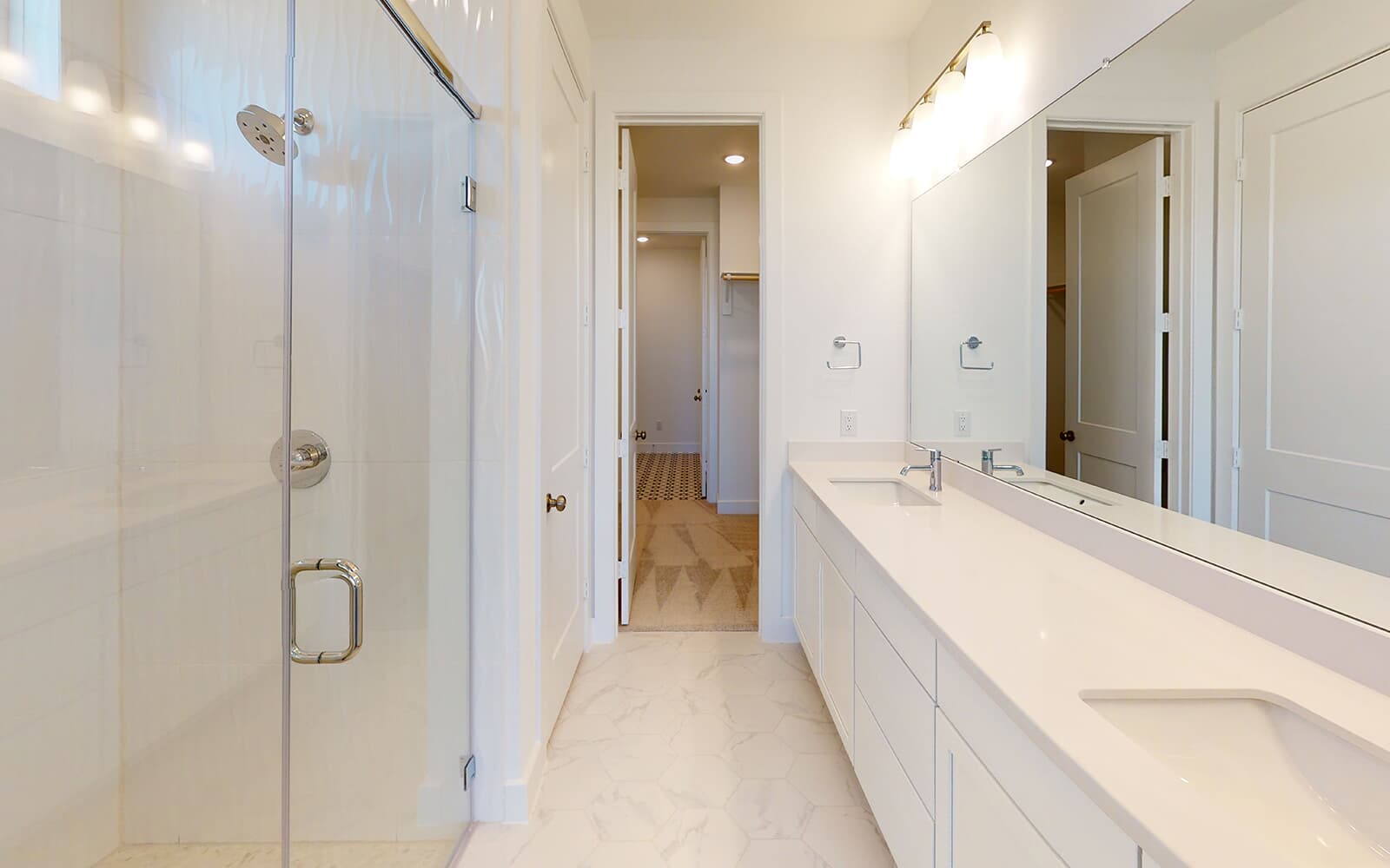 Hollins Primary Bathroom