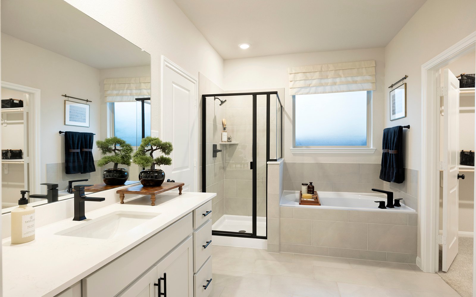 Lantana Main Bathroom