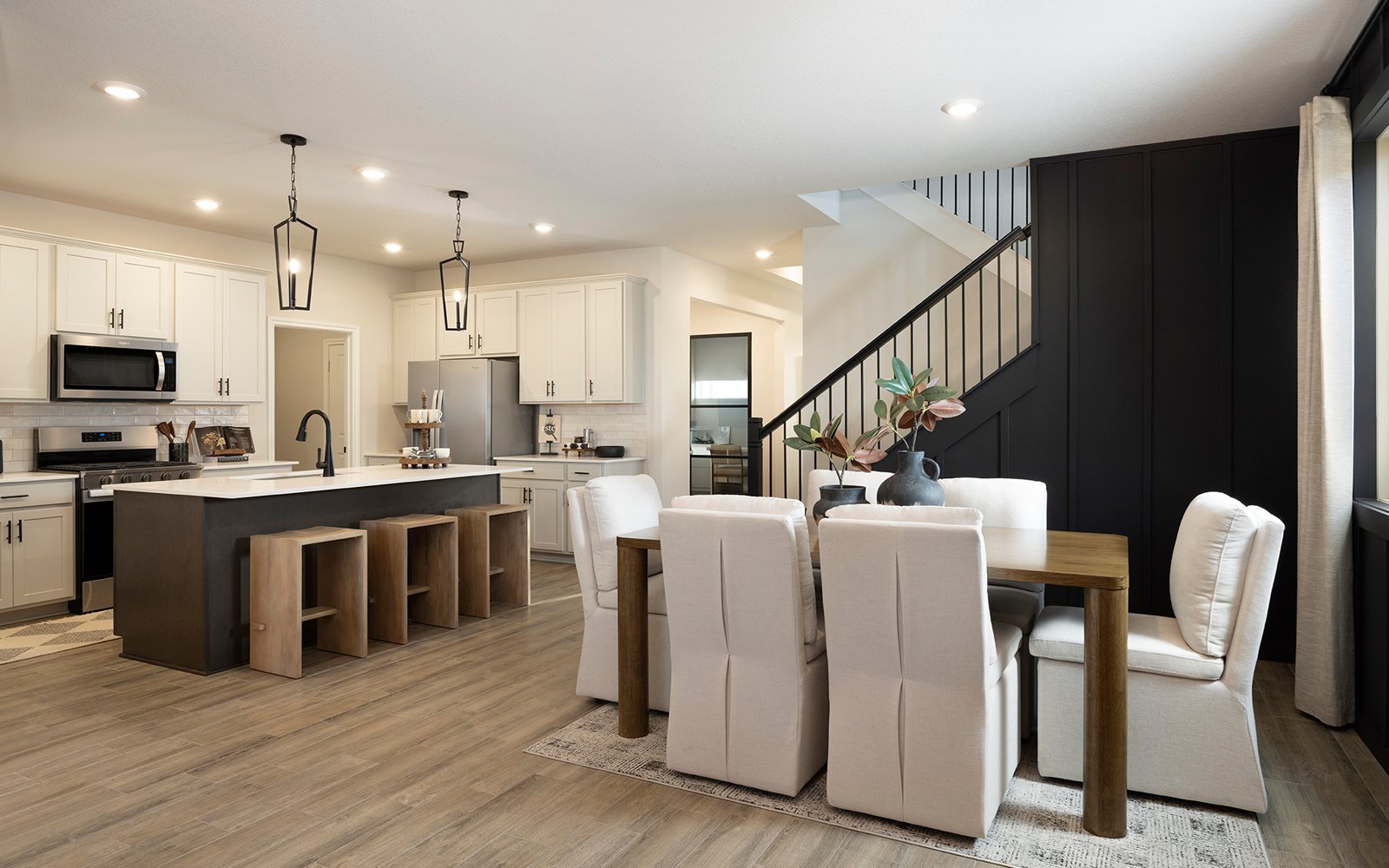 Lantana Dining and Kitchen