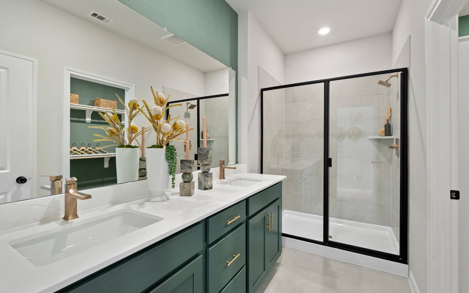 22611 Flintrock Hvn Ln Bathroom