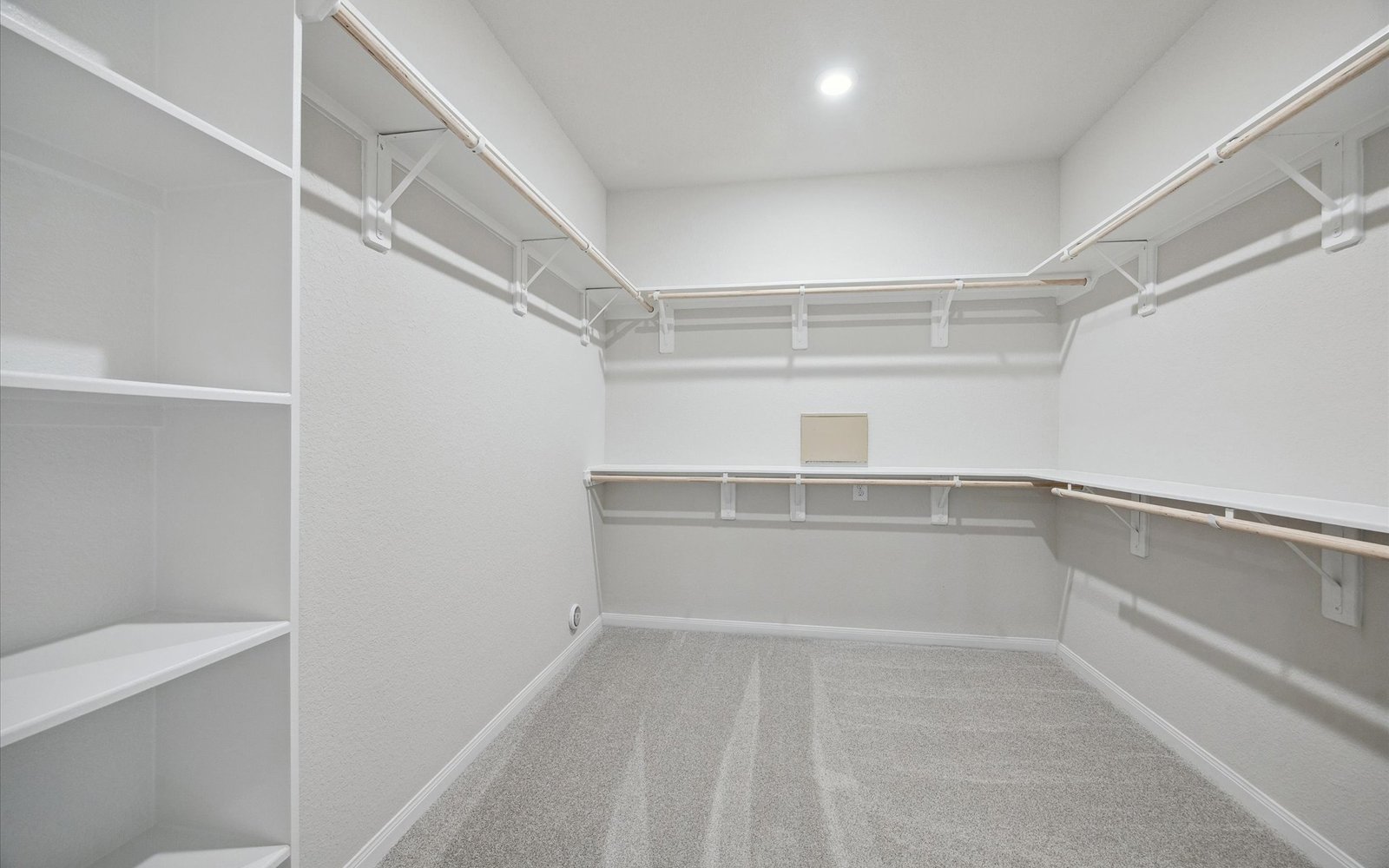 22702 Norcrest Hills Closet