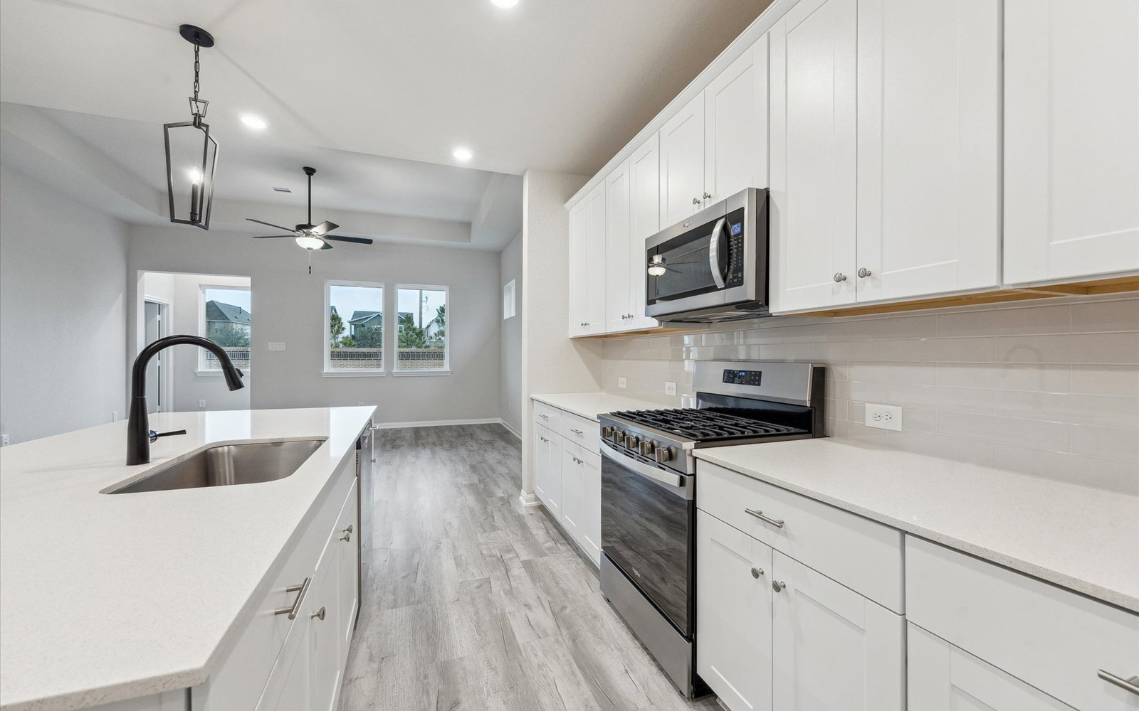 22706 Norcrest Hill Kitchen