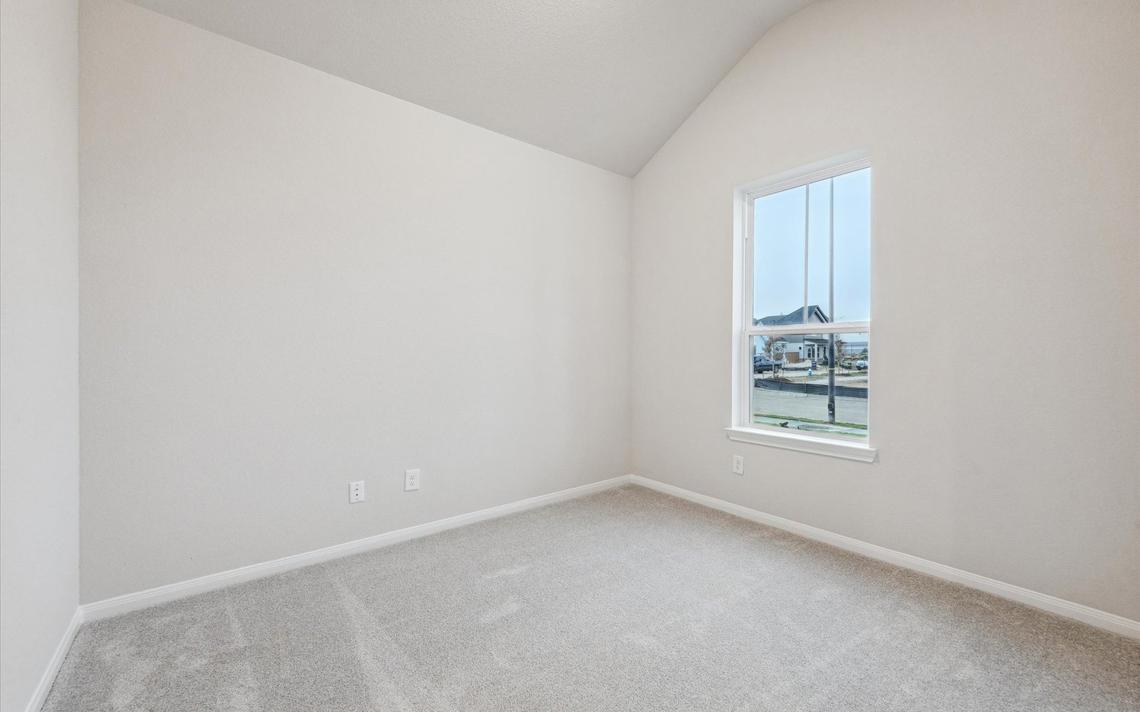 22706 Norcrest Hill Room