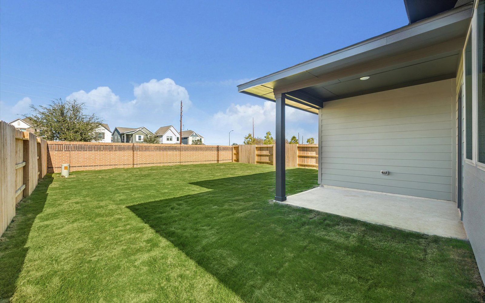 22710 Norcrest Hills Back Porch