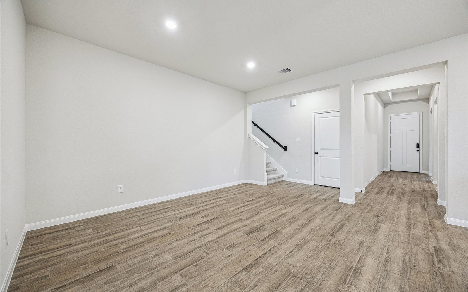 22730 Norcrest Hills Living Room