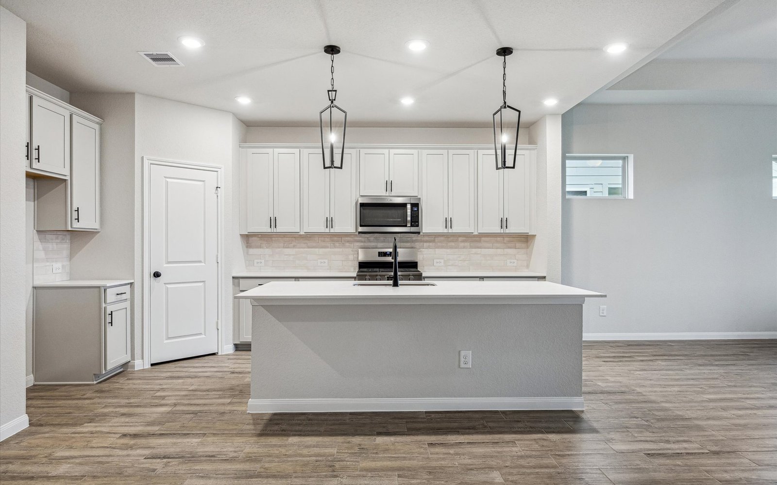 22730 Norcrest Hills Kitchen