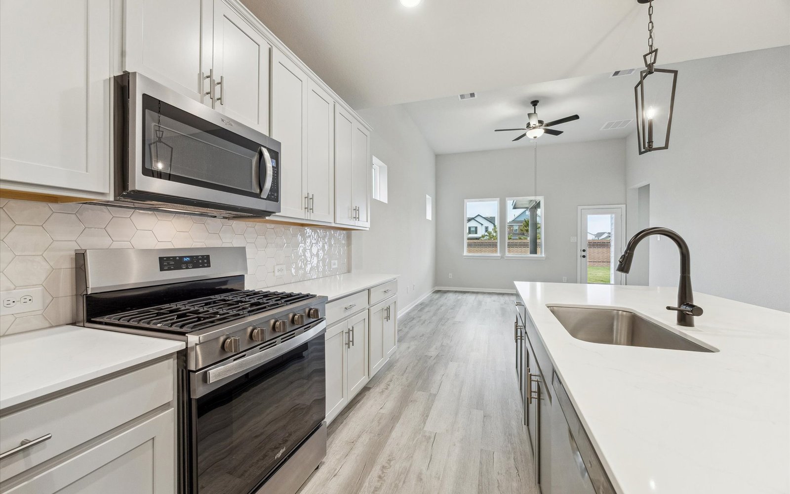 22738 Norcrest Hills Kitchen