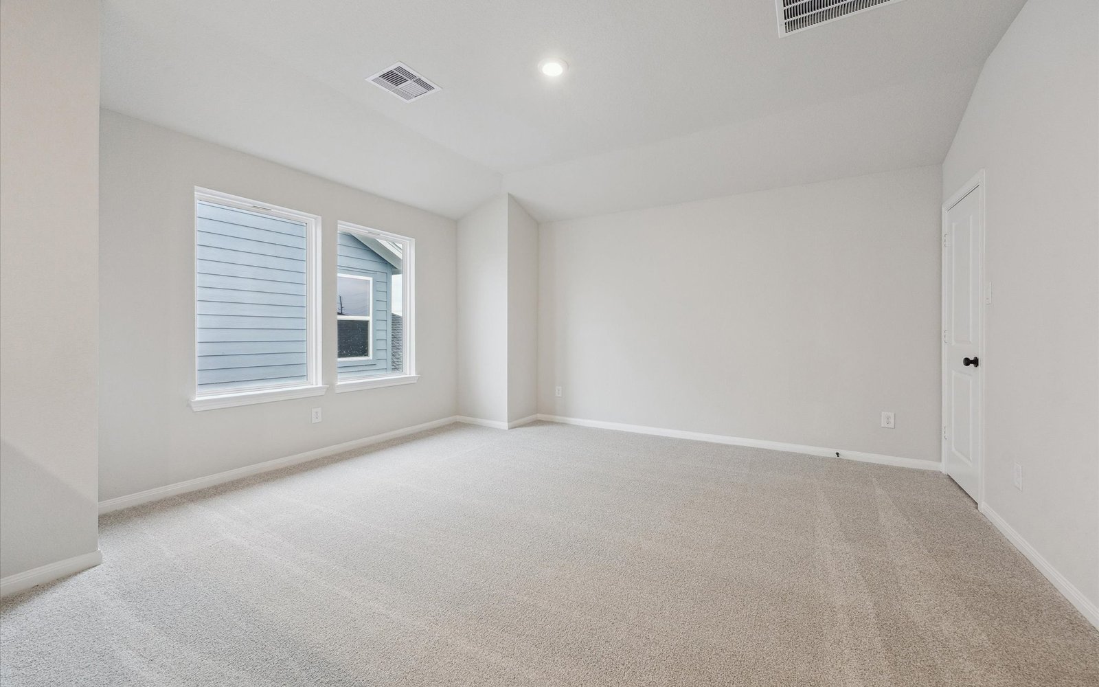 22738 Norcrest Hills Bedroom