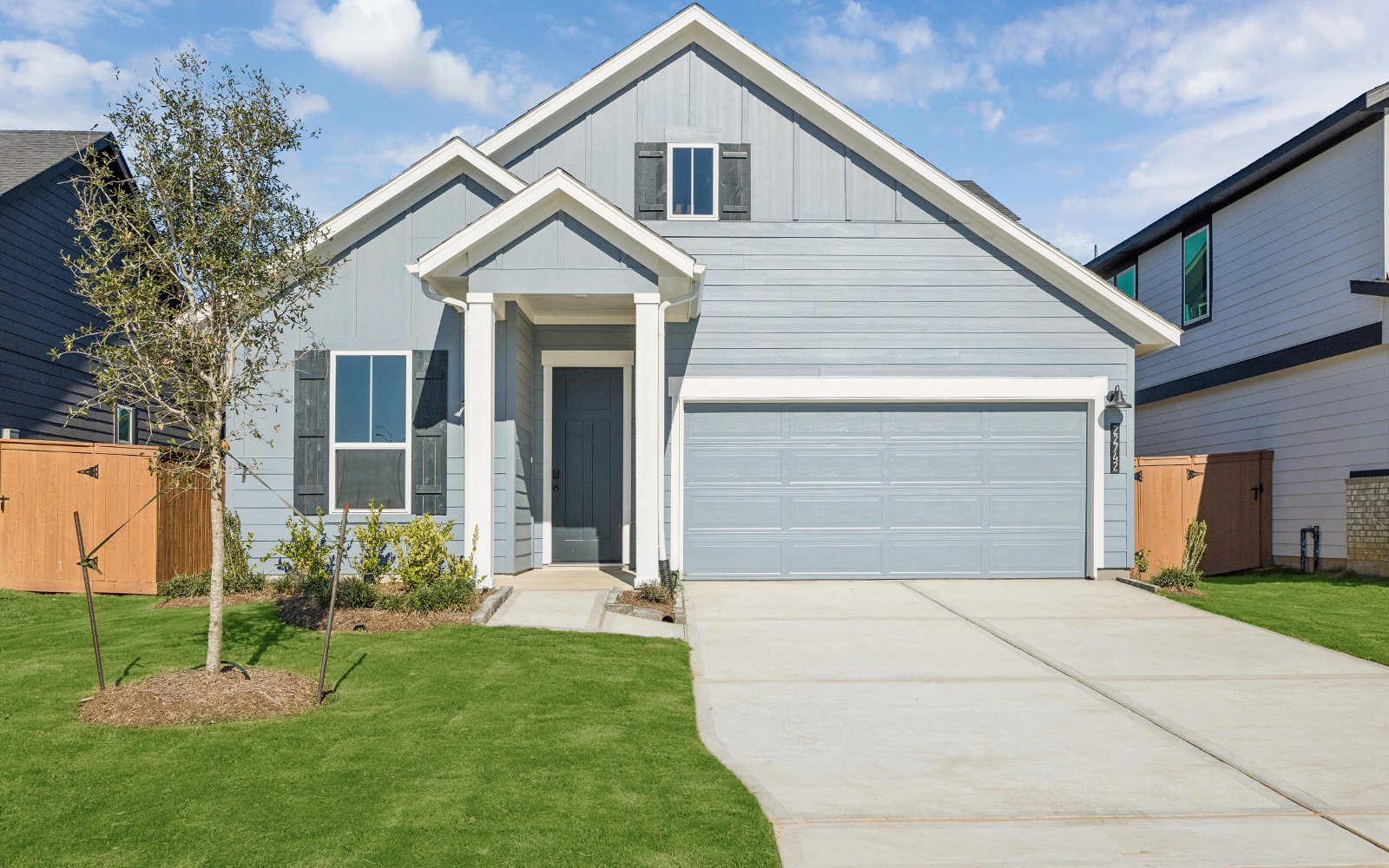 22742 Norcrest Hills Front Exterior