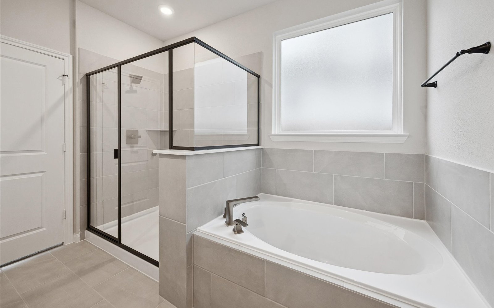 22742 Norcrest Hills Bathroom