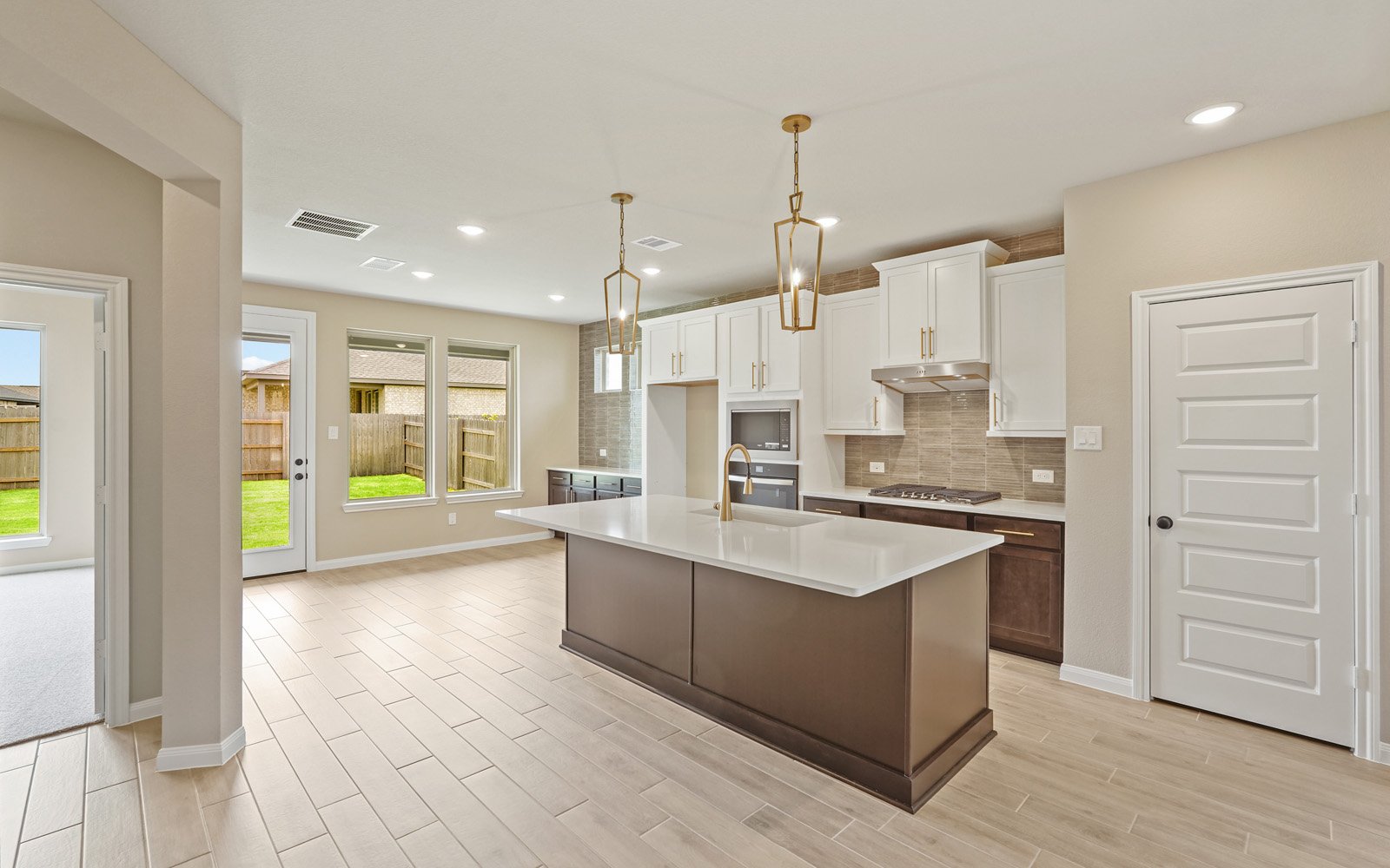 24827 Harrow Meadow Kitchen
