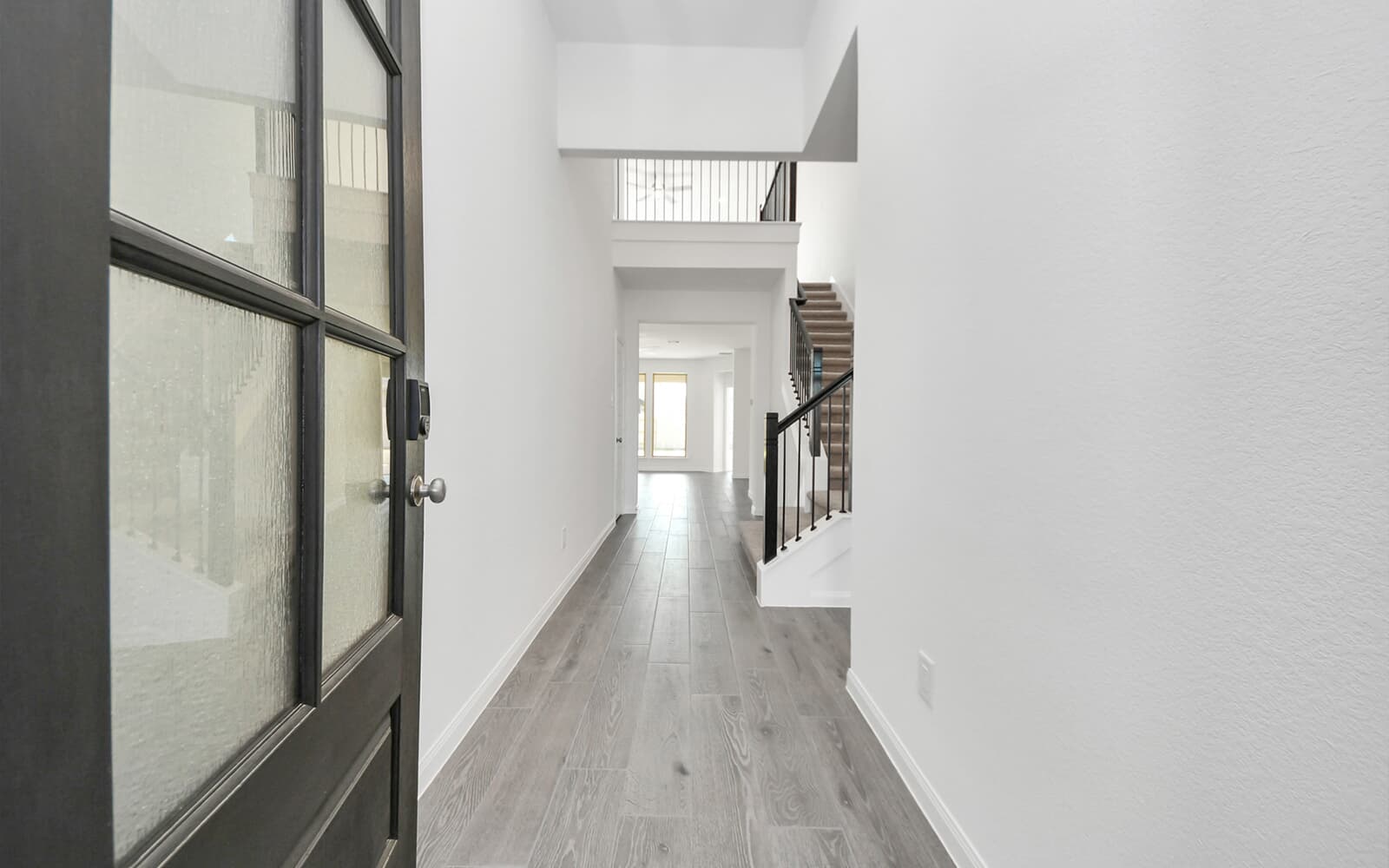 24915 Rosemallow Ridge Hallway