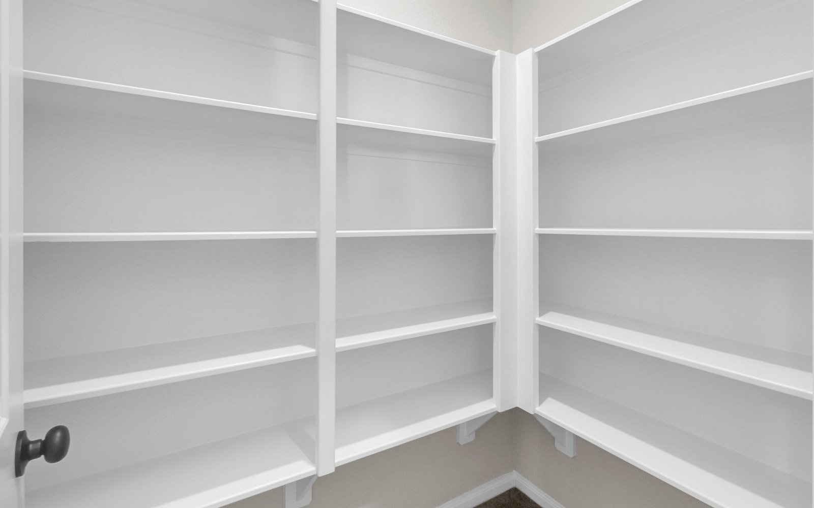 24939 Poppy Terrace Pantry