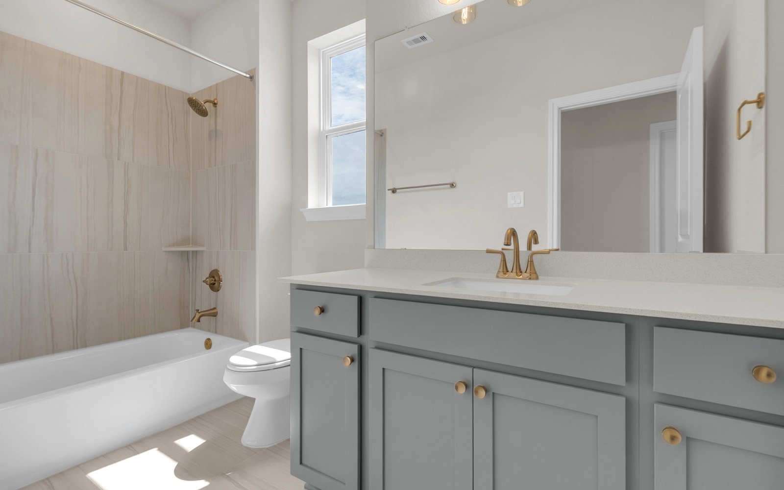 24939 Poppy Terrace Bathroom