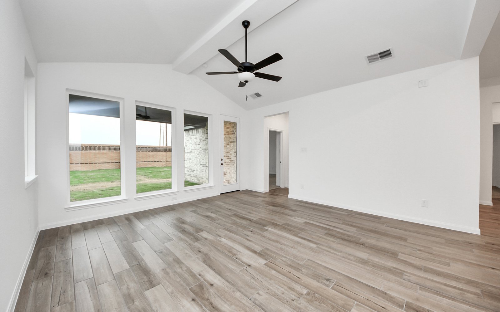 25119 Midnight Willow Living Room