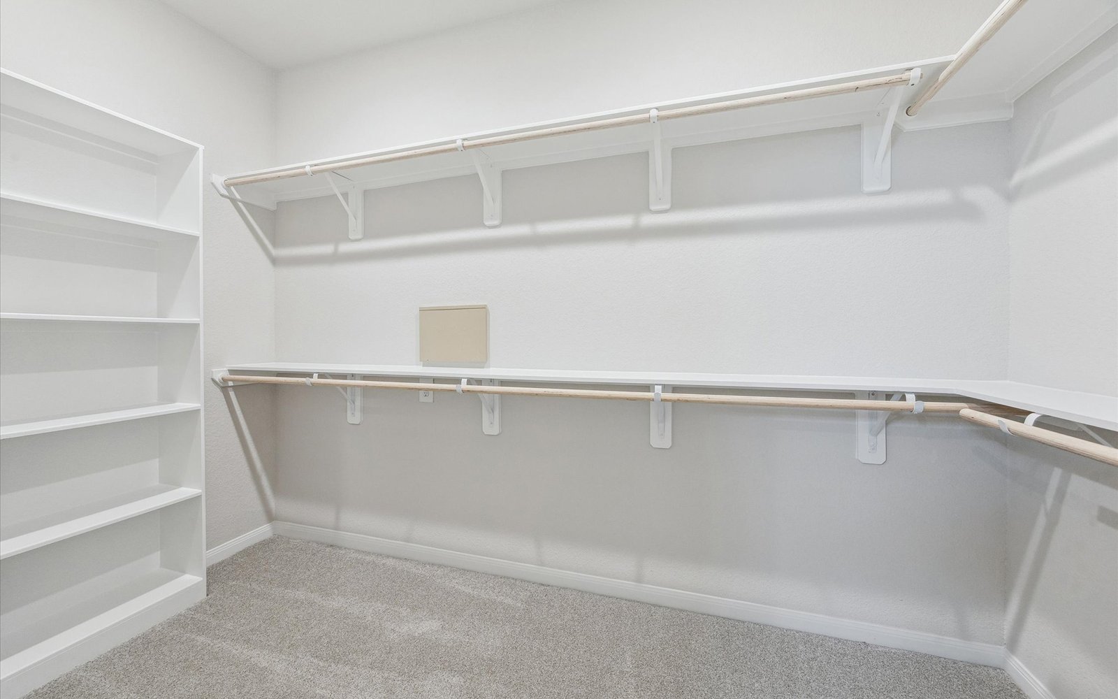 6407 Prospect Oaks Closet