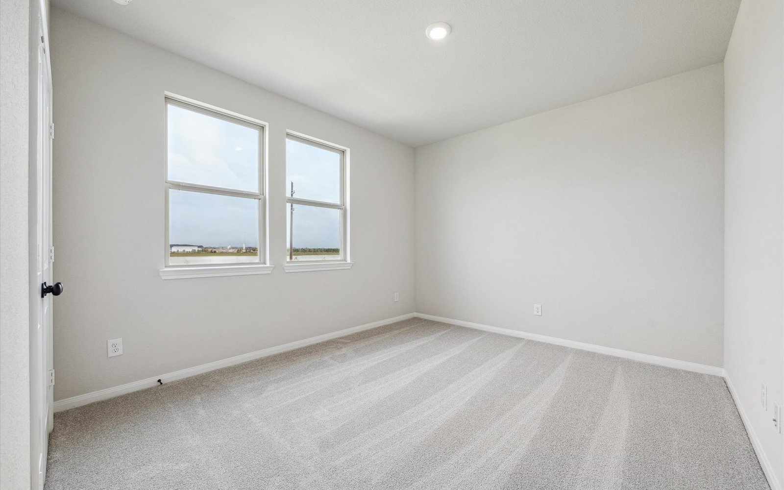 6407 Prospect Oaks Bedroom