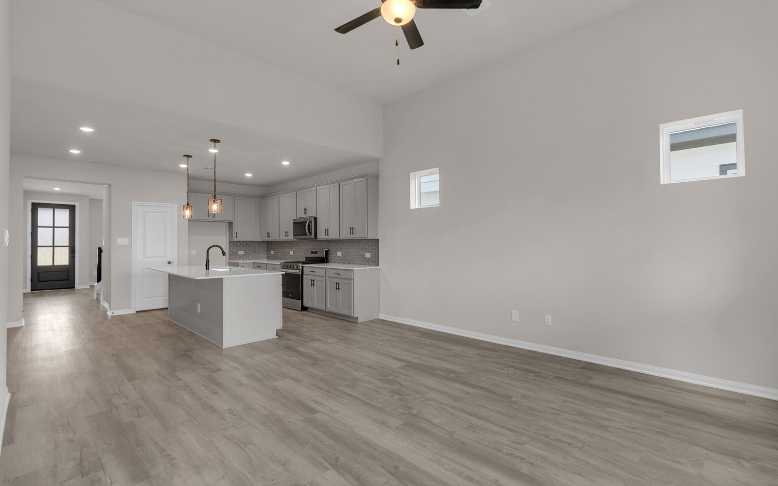 6415 Haltwhistle Kitchen and Living Room