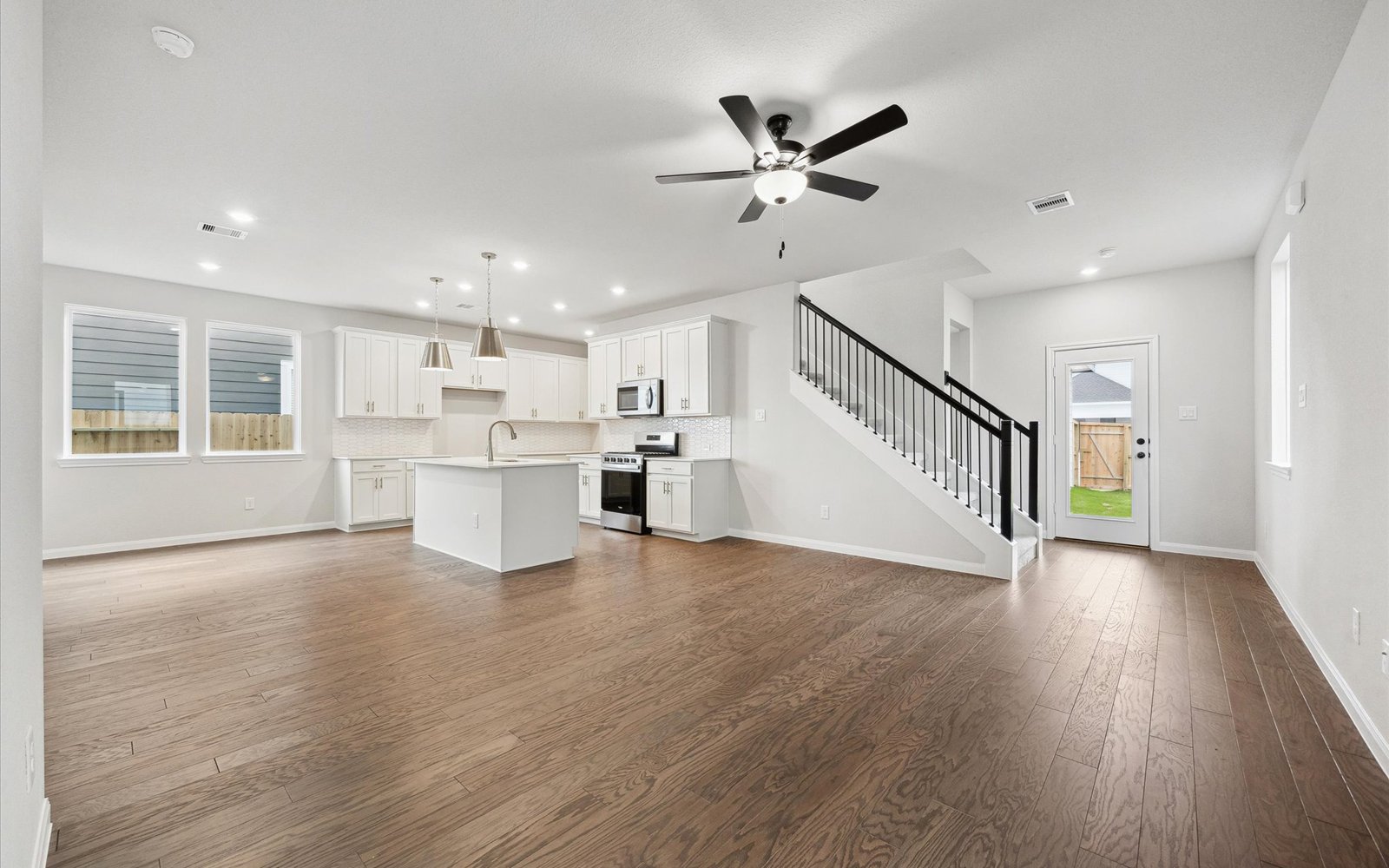 6435 Prospect Oaks  Living Room