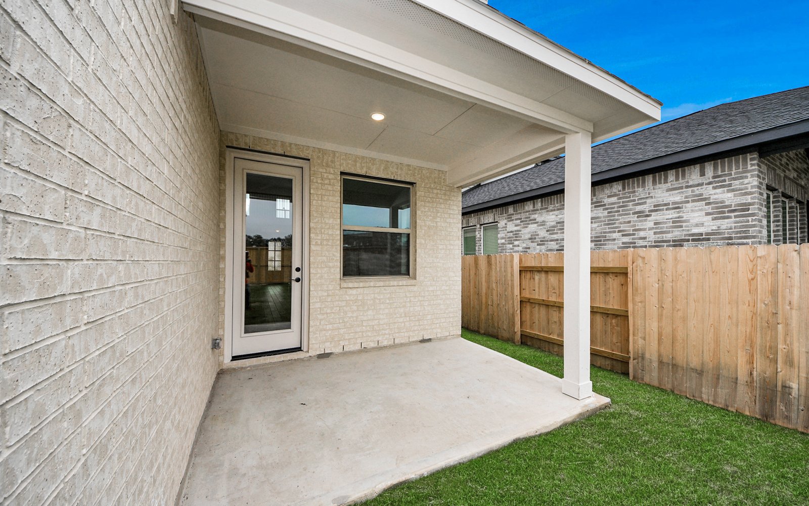 7327 Blue Gentiana Back Porch